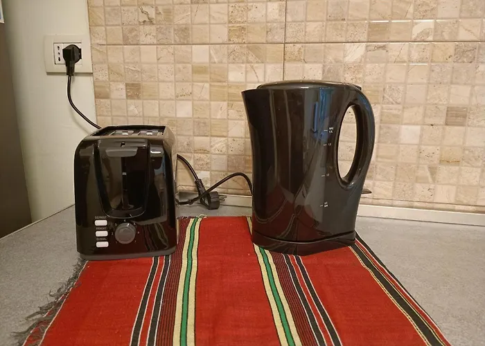 Tirana's Hidden Wonder 公寓 *